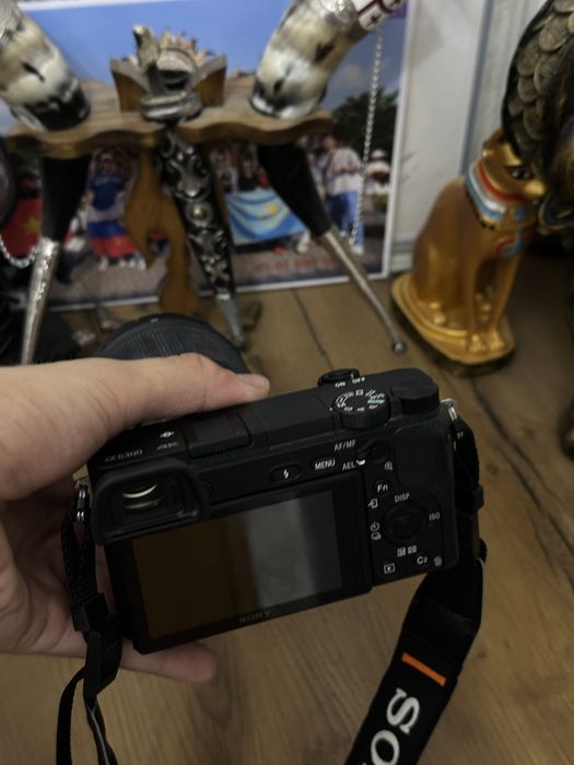 Продам Sony A6300 тушку(body)