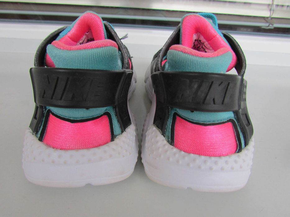 Детски маратонки Nike Air Huarache