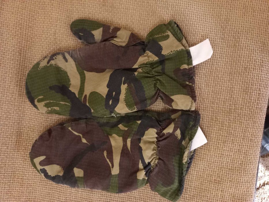 Mănuși Militare MApN – Camuflaj Pădure (Woodland) – Material Ripstop