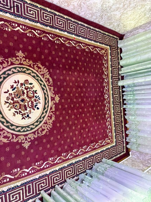 Gilam sotiladi arzon
