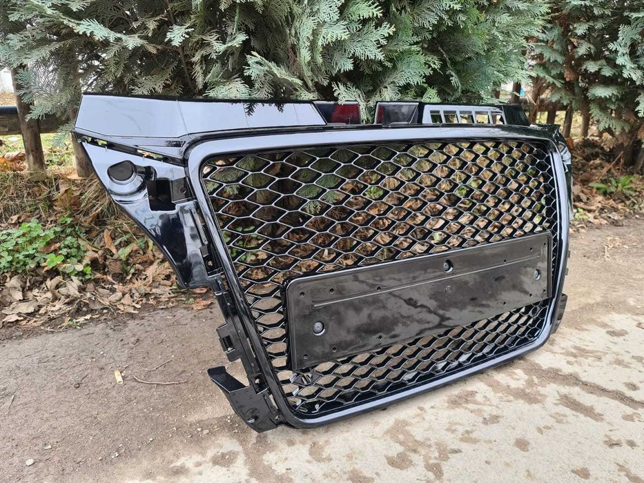 Grila pentru Audi A3 8P Facelift (2007-2012) RS Design Negru Lucios