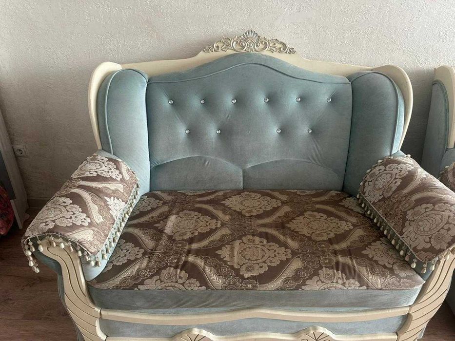 Диван , кресло продам