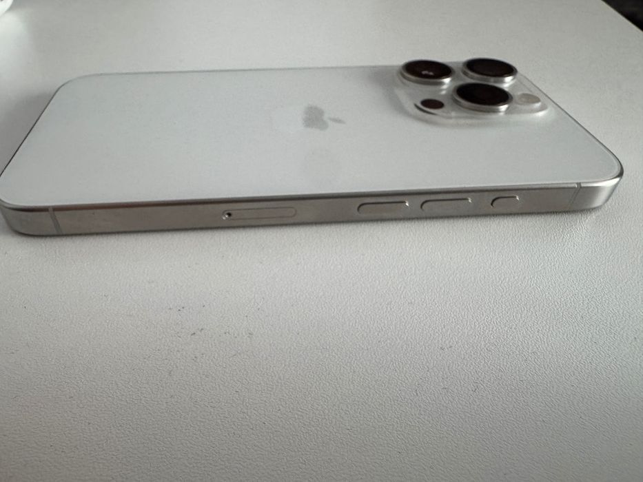iphone 15 pro , 256 gb
