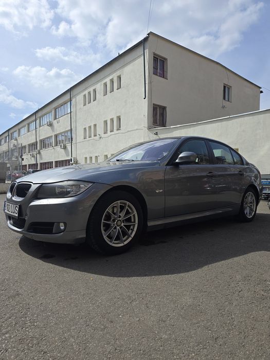 BMW 3 Series 2010 — imagine 22