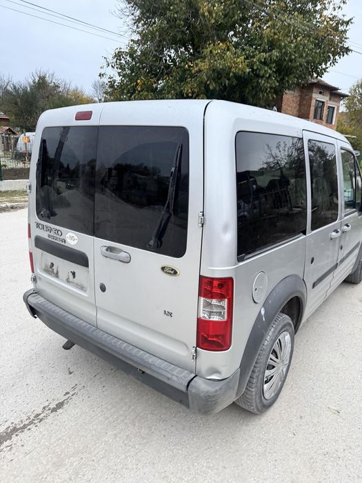 Ford Transit Connect 1.8 TDCi 90 к.с. – На части