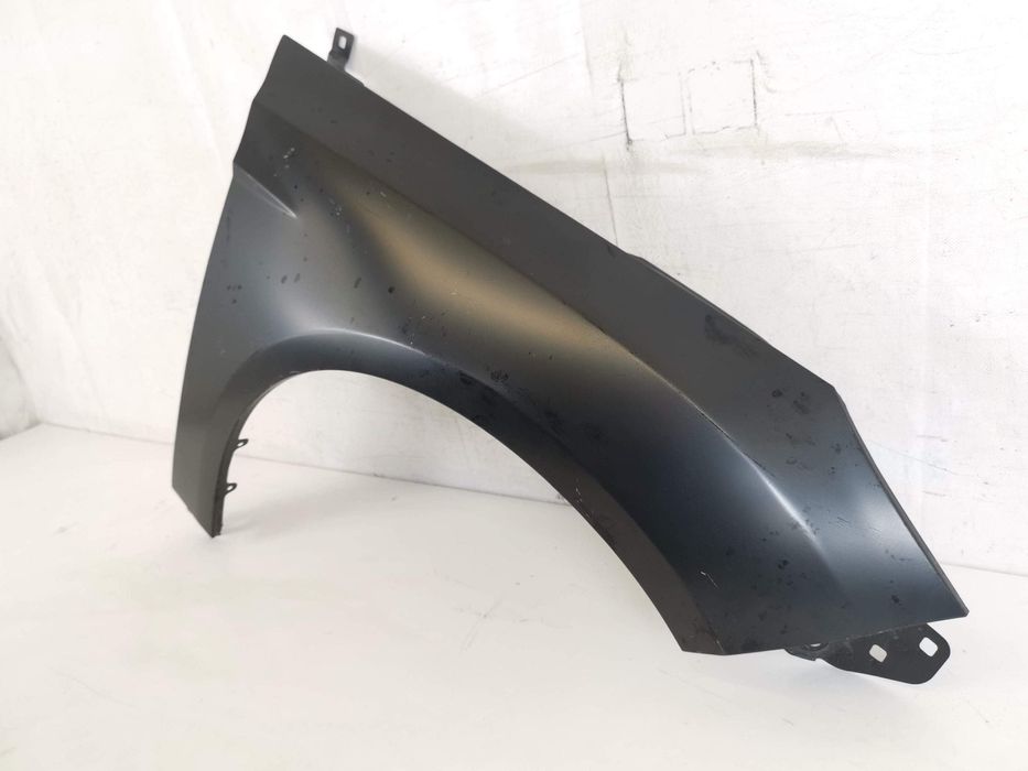 Десен преден калник / Desen preden kalnik Ford Focus 3 [ - ], Focus 3