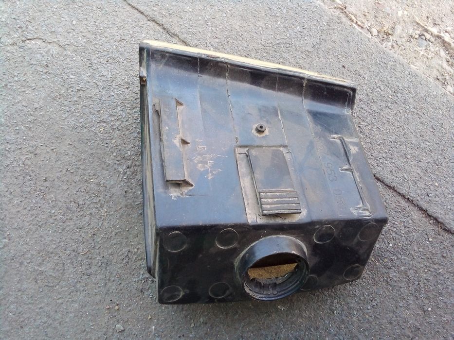 Продам задный фар пассат б3  3000 теңге