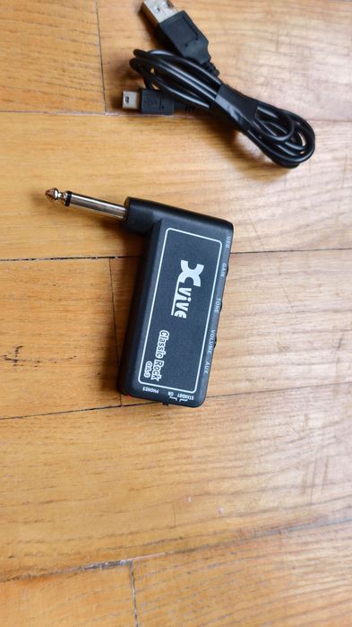 XVive GA-3 Classic Rock — мини слушалков усилвател за електрическа китара
