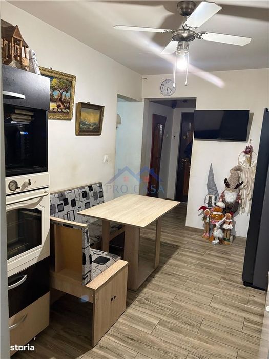 Apartament 3 camere decomandat, Cetate, b-dul Transilvaniei