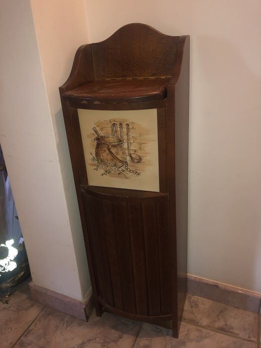 Dulapior,recipient rustic francez din lemn pentru pastrarea paini