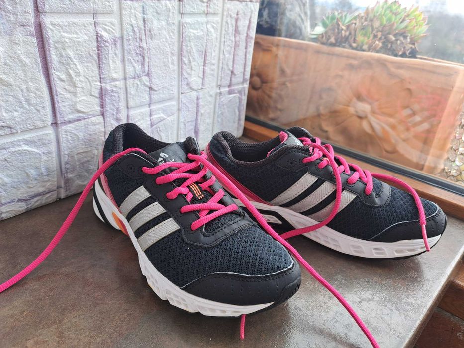 детски маратонки,кецове,спортни обувки,Adidas,адидас,ном 36,за момиче