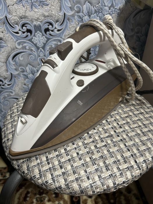 Утюг топовый супер.