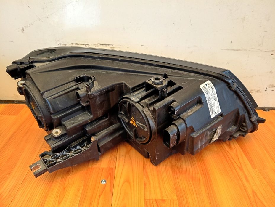 Far stanga dreapta xenon led vw Sharan 7N1941033D/34D