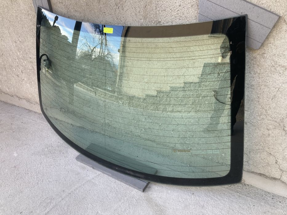 Задно стъкло за тойота авенсис седан/toyota avensis t25 03-08г