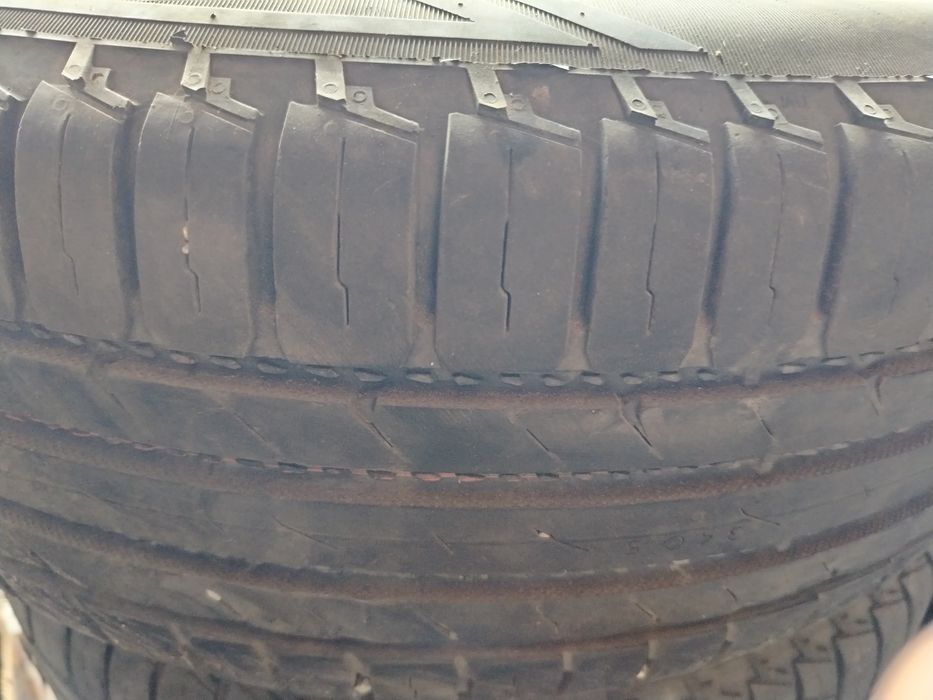 Продам дис резиной бмв х5е53