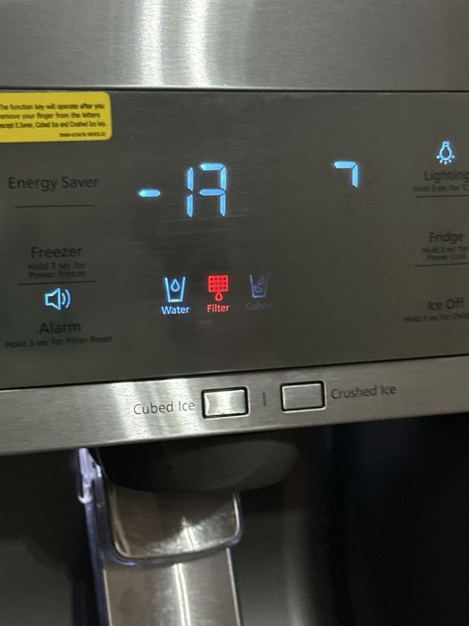 Холодильник Samsung