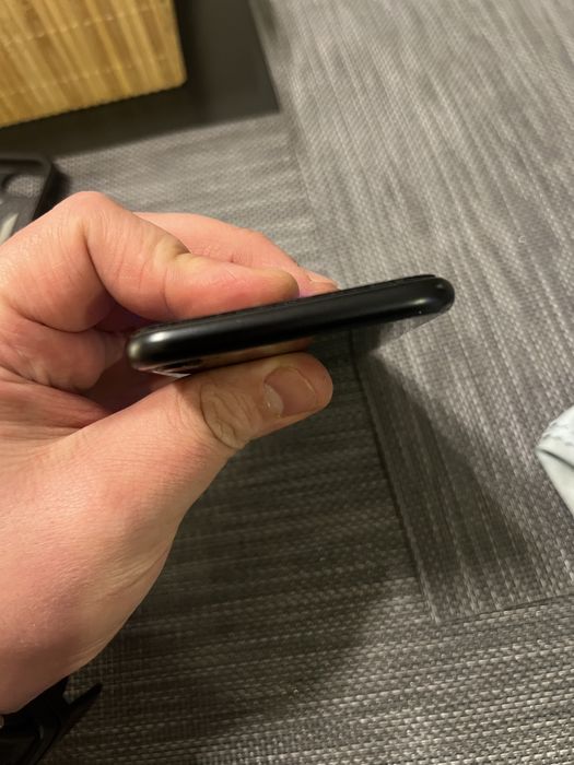 IPhone SE 3 , 128 gb