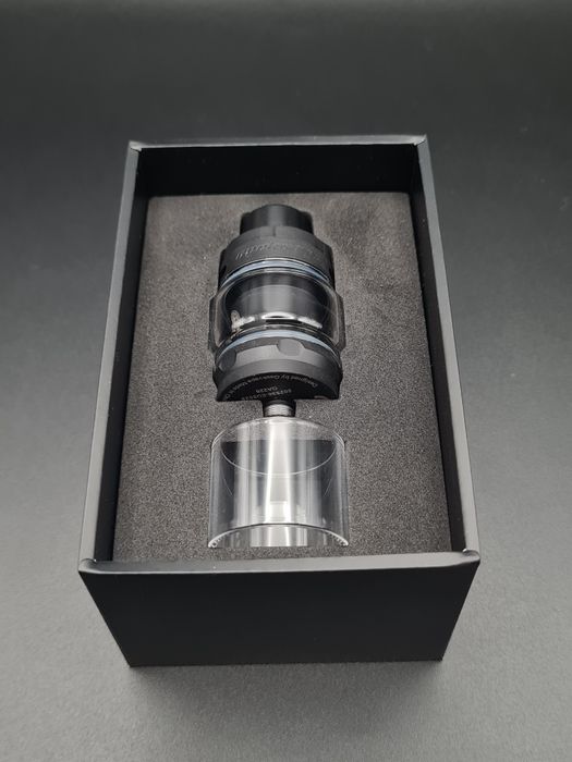 GeekVape Aegis Solo 3 Mod Rainbow + Atomizor Z (noi, nefolosite)