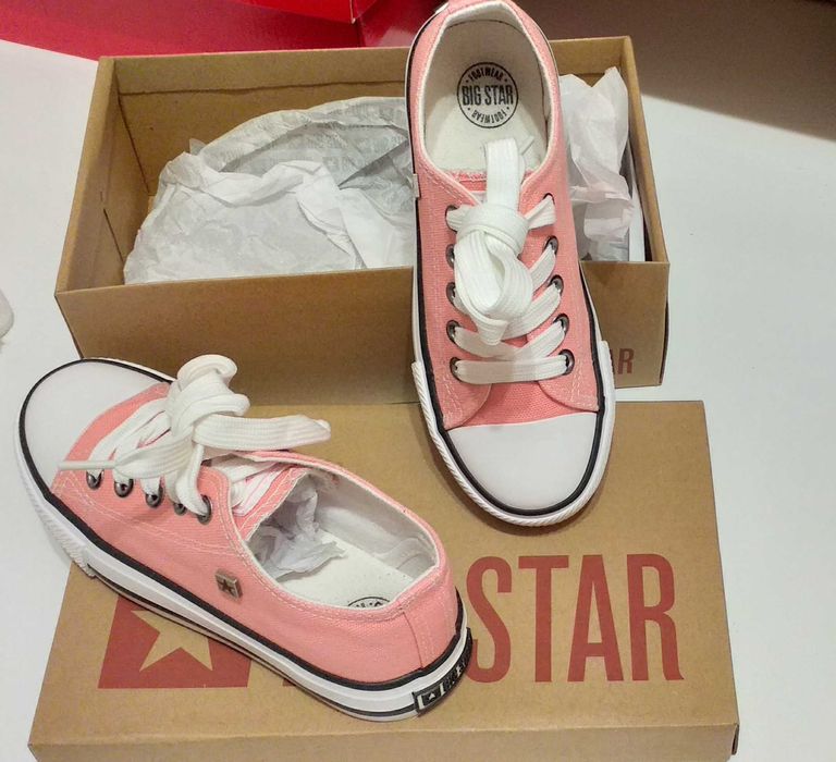 Tenesi fata BigStar noi 31