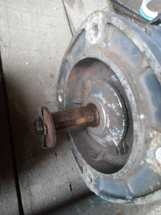 Электродвигатели 1-1.5 квт