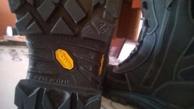 Работни обувки SIXTON 45 номер ITALY