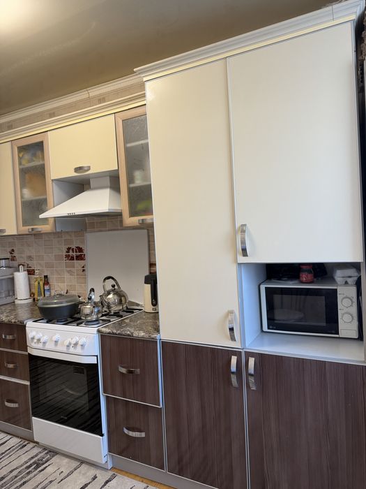 Продам кухонный шкаф