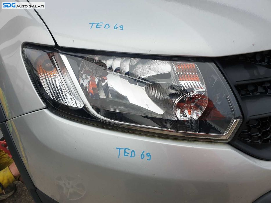 Far Dreapta Halogen Dacia Logan 2 2012 - 2016 Cod sdgfdhbds21