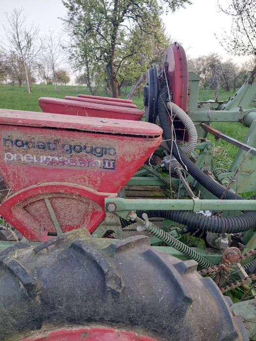 Semanatoare pe vacuum cu 4 sectii