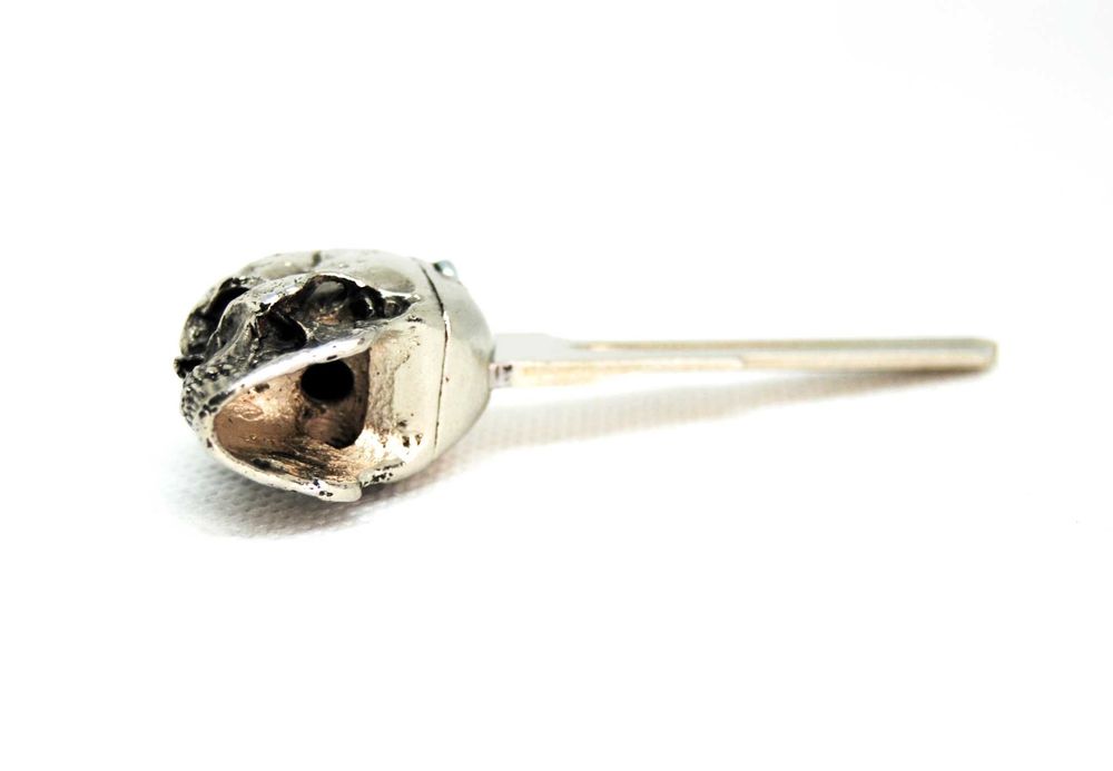 череп ключ за мотор,болтове за номер harley indian suzuki honda yamaha