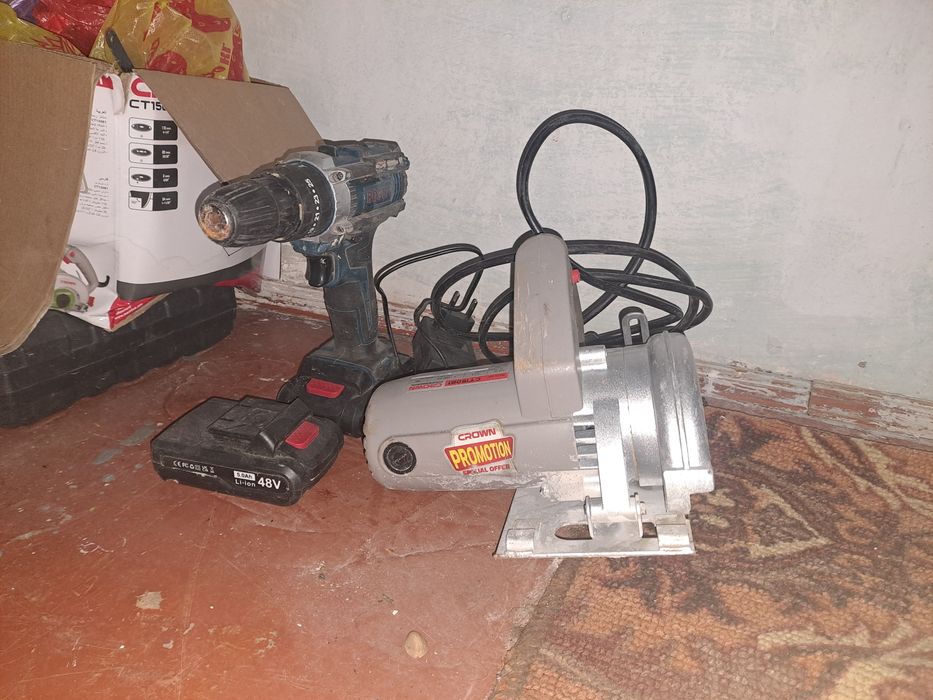 CROWN Пчёлка и BOCSH шрупаверт