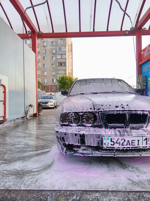 Продам бмв е34 2литра