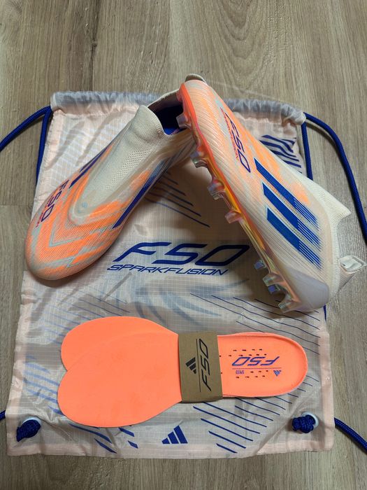 Чисто нови Adidas f50