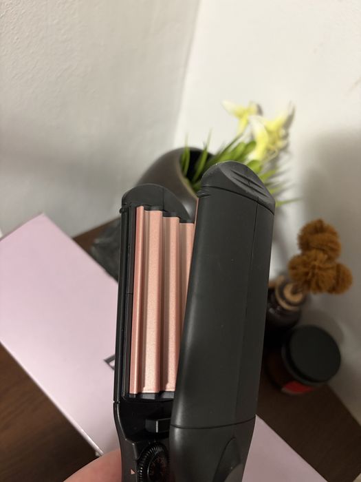 Placa de creponat Babyliss cu garantie 2 ani