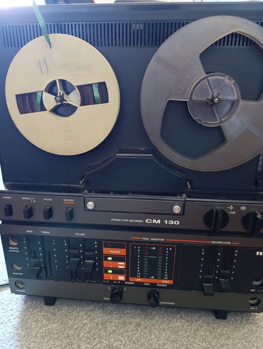 Magnetofon tesla c130