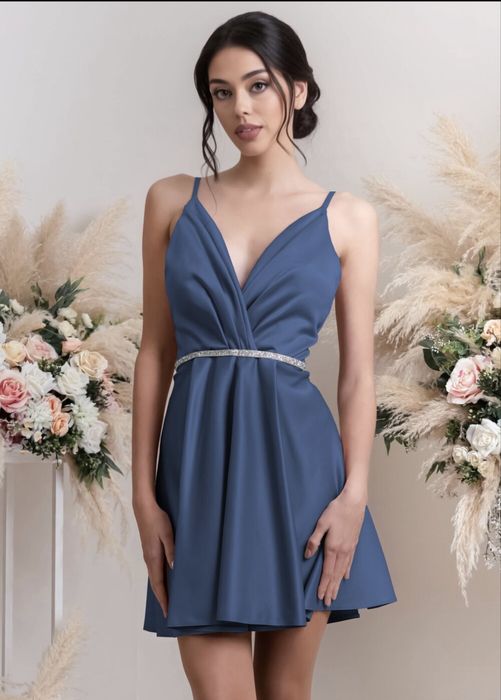 Официална рокля