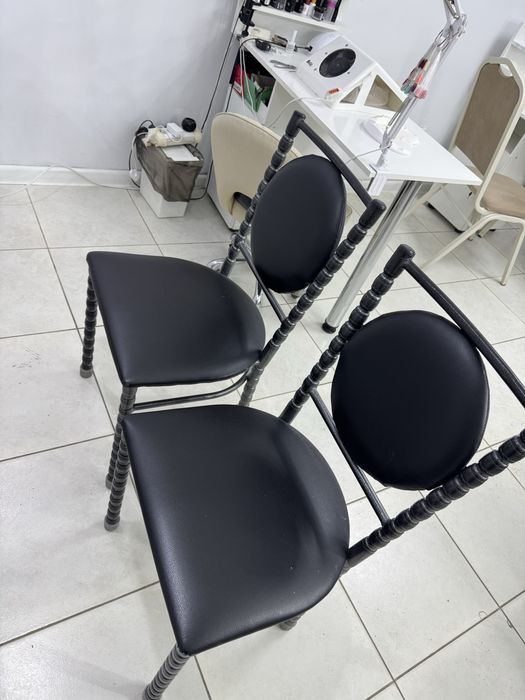 Продам стулья по 5000 тг