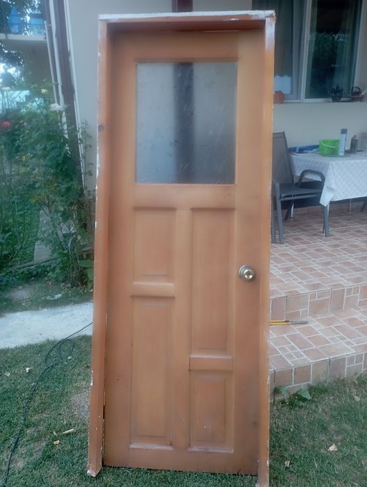 Ușa stejar masiv,cu tot cu toc