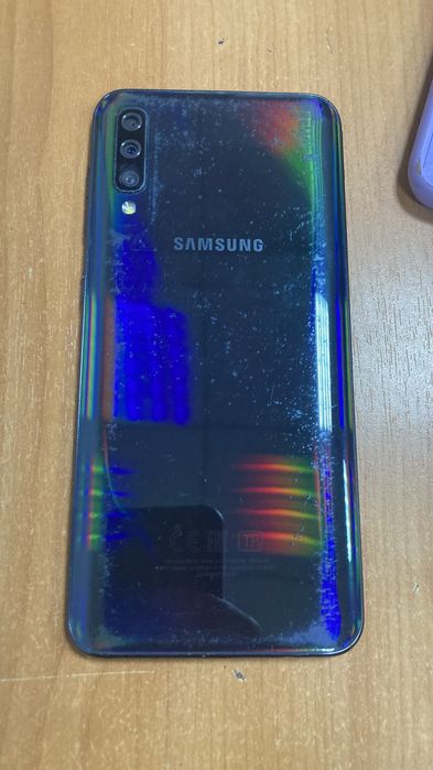 Продам Samsung А50