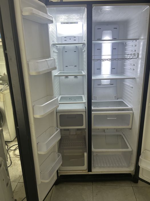 Продам холодильник Самсунг