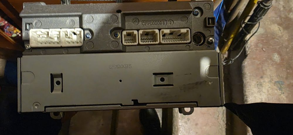 Radio cu cd toyota yaris 2005-2009