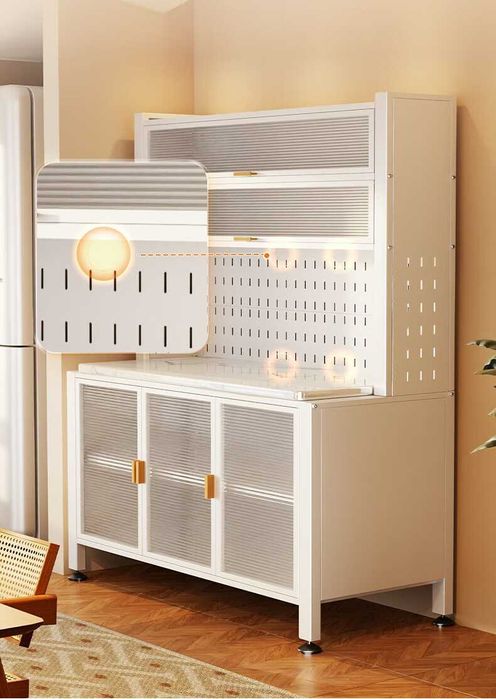 Shkaf oshxonaga oziq-ovqat saqlash uchun nalichida bor\Полки кухонные