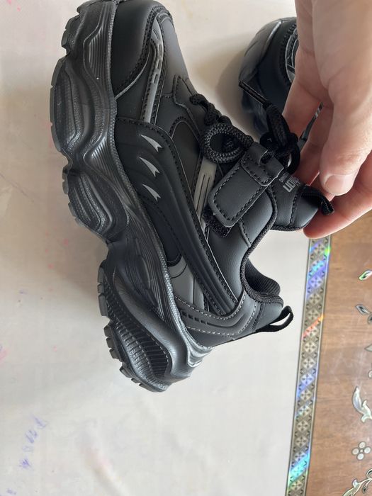 Детские кроссовки не дорого!