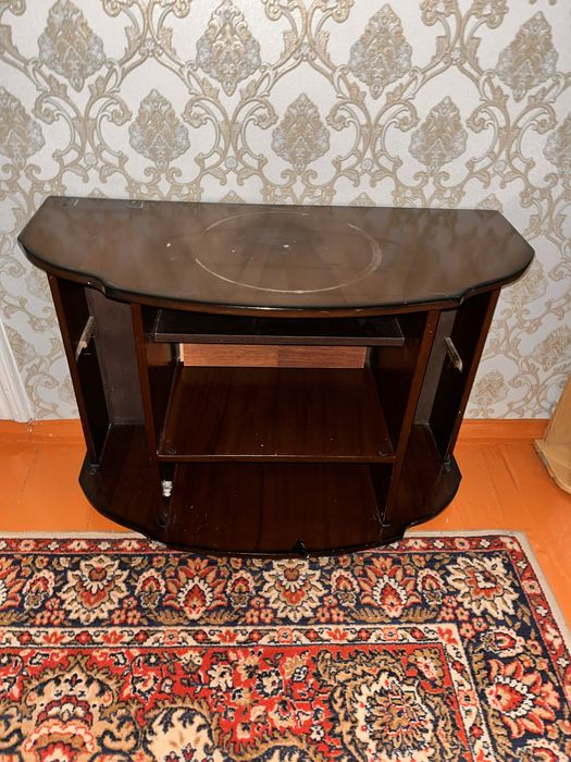 Подставка под телевизор