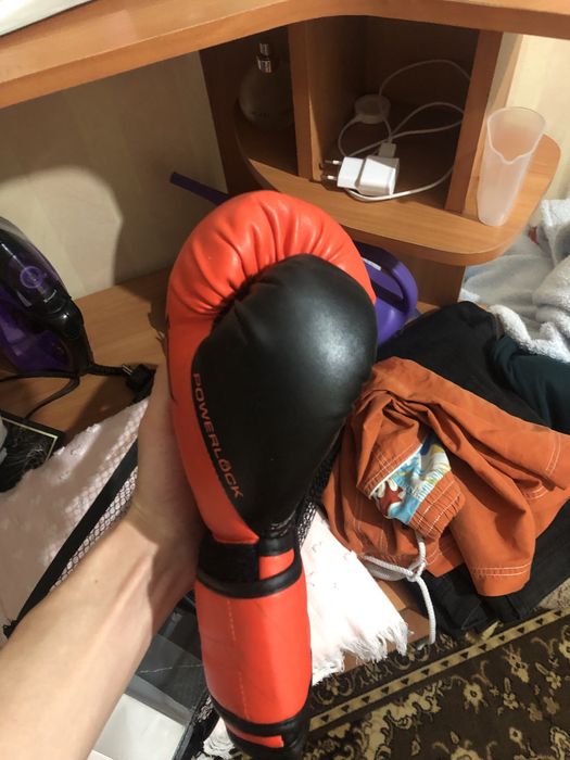 Перчатки боксерские everlast