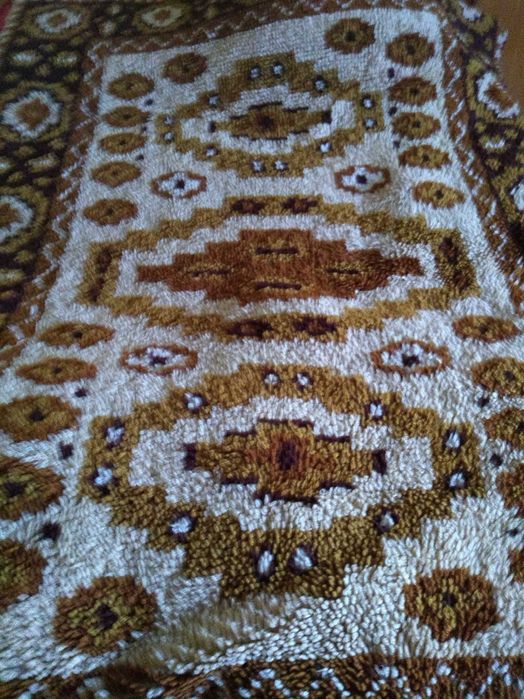 Топъл китеник от СБХ, 100 % вълна