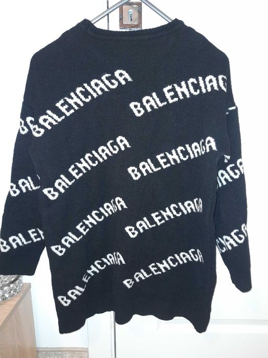 Пуловер Balenciaga
