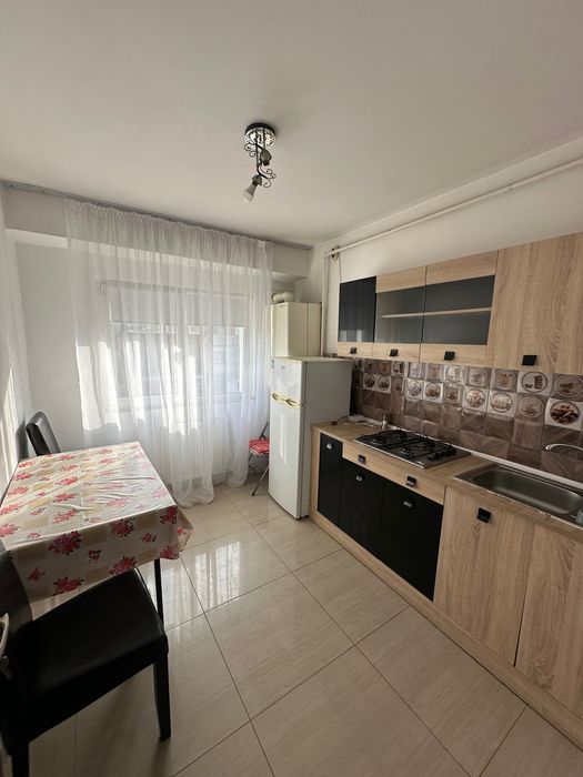 de inchiriat apartament cu 2 camere