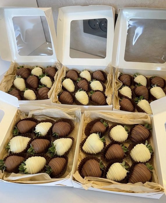 Клубника в БЕЛЬГИЙСКОМ шоколаде АЛМАТЫ