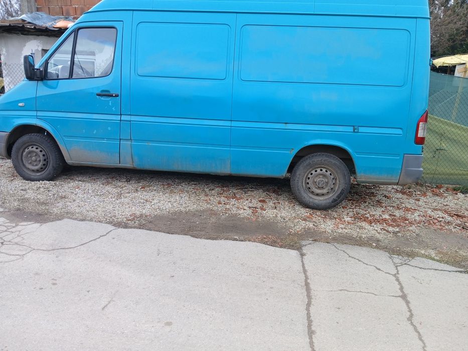 Почистване на мазета и на всякакви видове помещения на наи добри цени