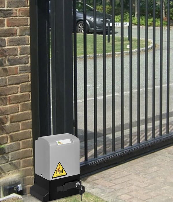 Мотор / Механизъм за плъзгаща портална врата до 600кг